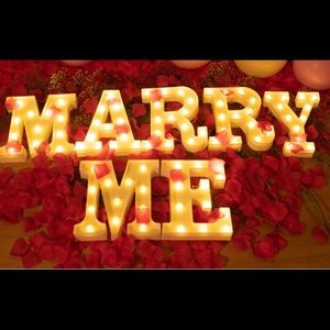 Brightown Plastic LED Marquee Letter Light Up Letters Sign Wedding 8.5” (New)